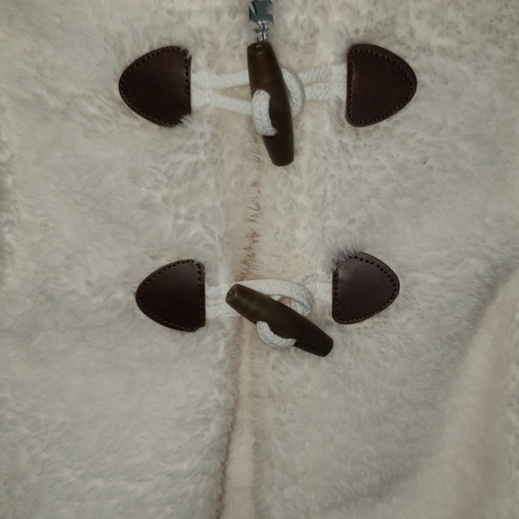 NWT 3T Old Navy Cream Sherpa Vest With Hood - Picture 3 of 4